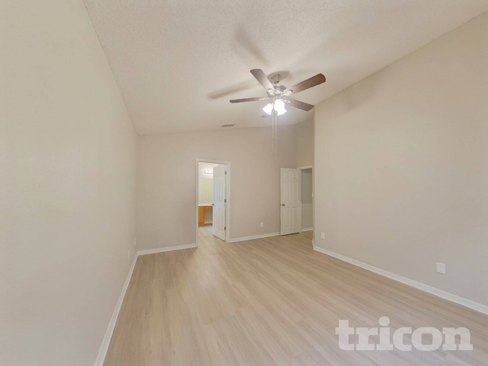 Building Photo - 1067 Stoneham Dr