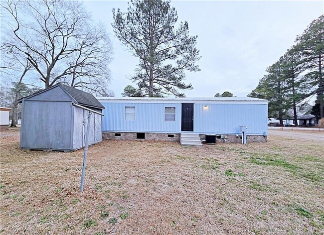 Building Photo - 826 Rembrandt Dr