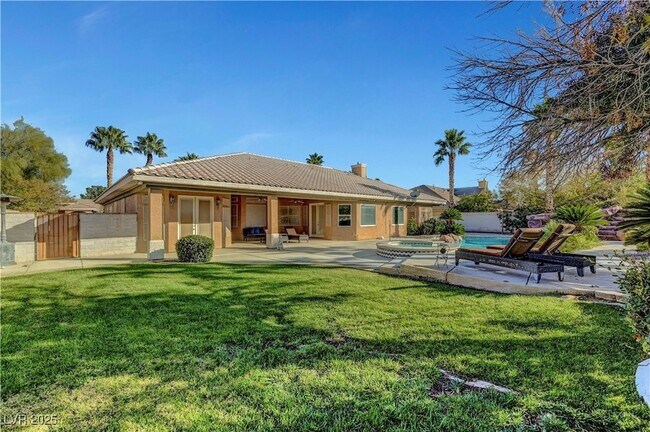 Building Photo - 4683 Clay Peak Dr