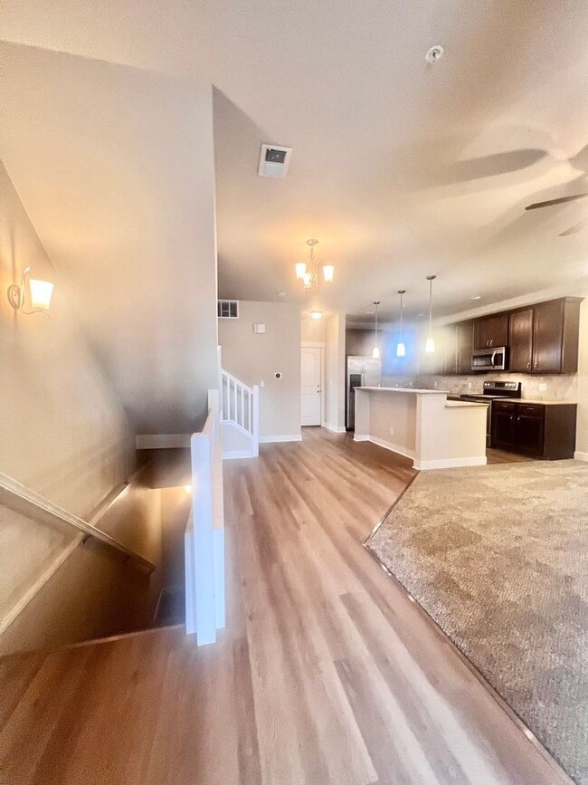 Building Photo - 3 bedroom/2.5 bath Condo with attached 2 car garage In Fossil Lake Subdivision in Fort Collins, CO