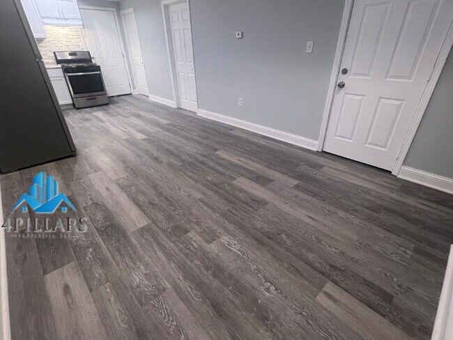 Building Photo - "Charming 3-Bed Gem in East Chicago – Spacious 1066 Sq Ft Retreat!"