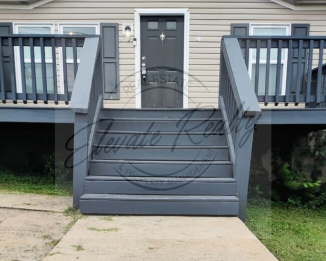 Building Photo - ON SPECIAL! THIS PROPERTY HAS A 1/2 OFF TH...