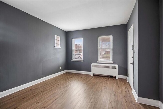 Building Photo - 1401 N Potomac St