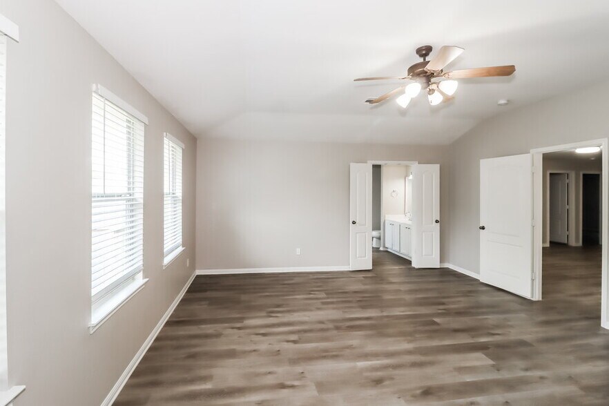 Building Photo - 1809 Creek Ledge Pl