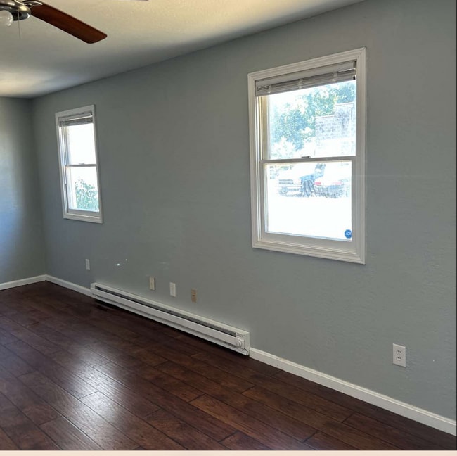 Primary Photo - 512 Braddock St