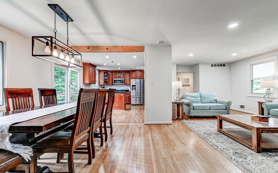 Building Photo - 206 Dunbeath Ct