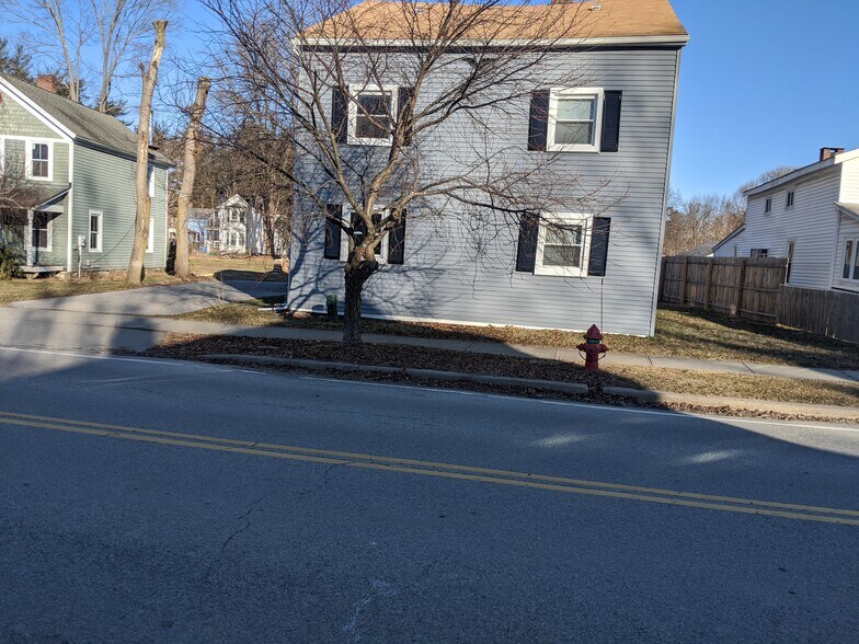 Building Photo - 13 W Market St