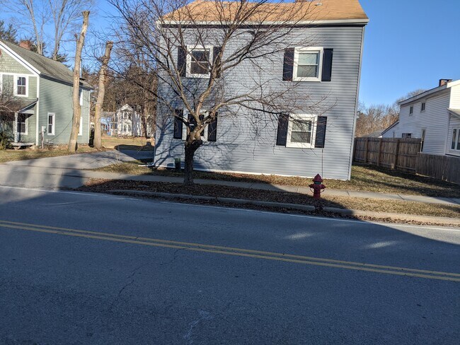 Building Photo - 13 W Market St