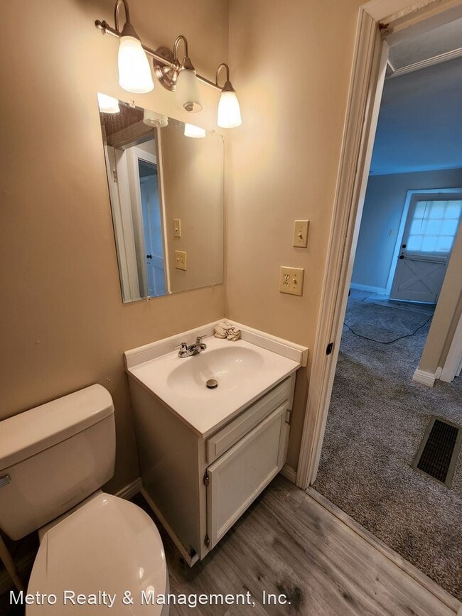 Building Photo - 2 br, 1 bath House - 1417 Lynnhurst Ave