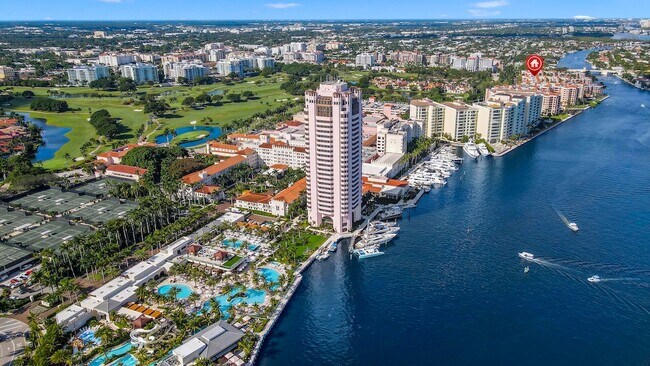 Building Photo - 100 SE 5th Ave