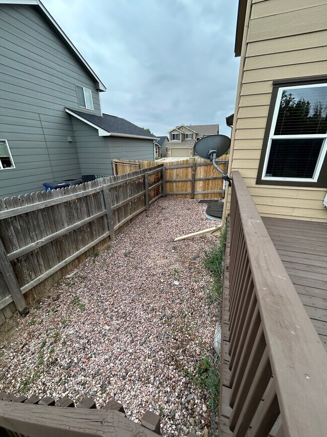 Building Photo - 7368 Prythania Park Dr