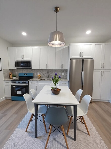 Building Photo - 1313 NW 6th Ave