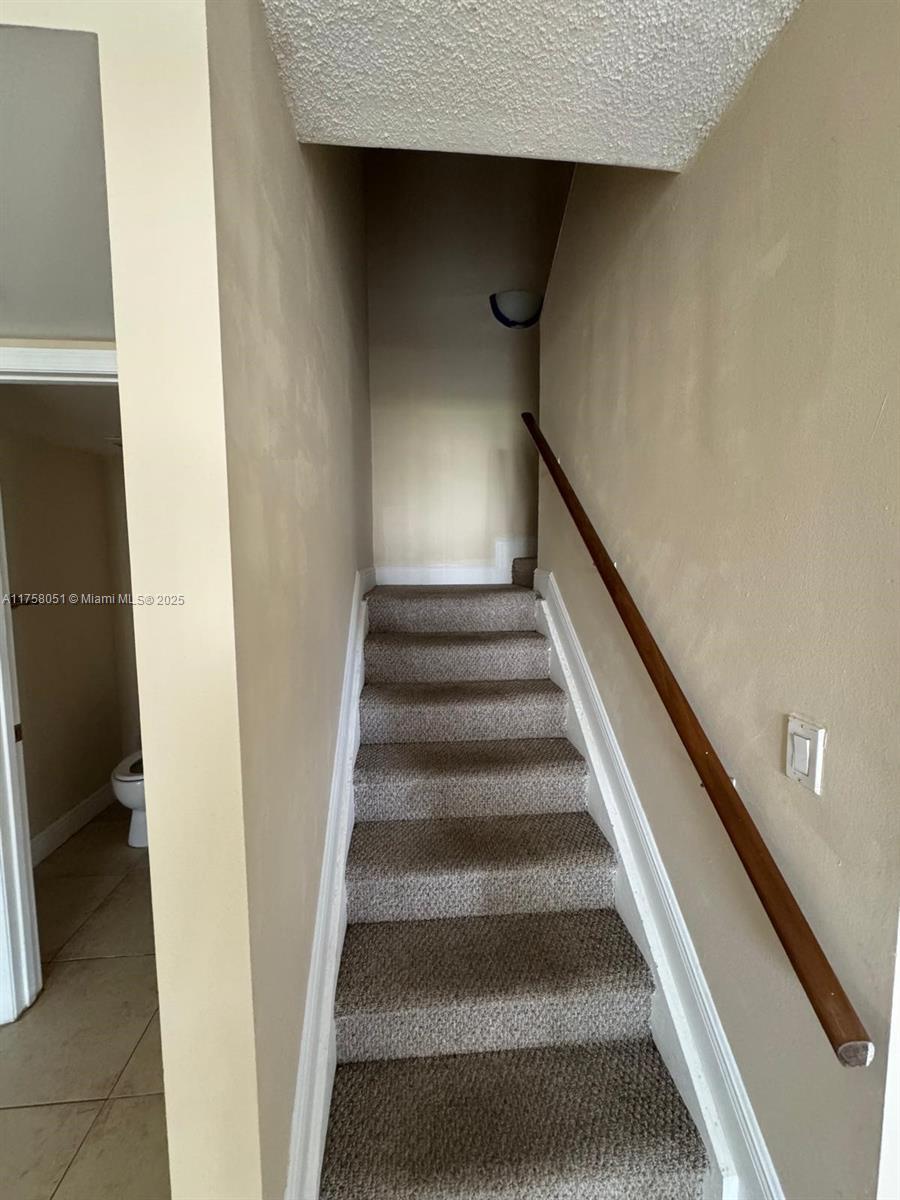 Building Photo - 12142 Saint Andrews Pl