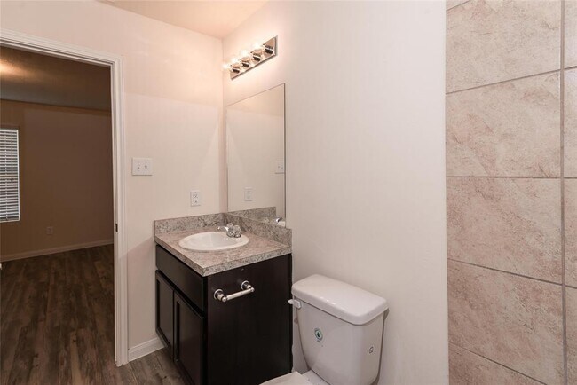 Building Photo - 4335 Richmeadow Dr