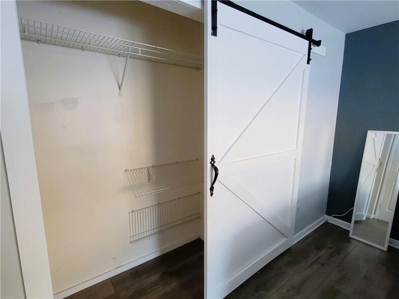 Building Photo - 70 Carroll Ave