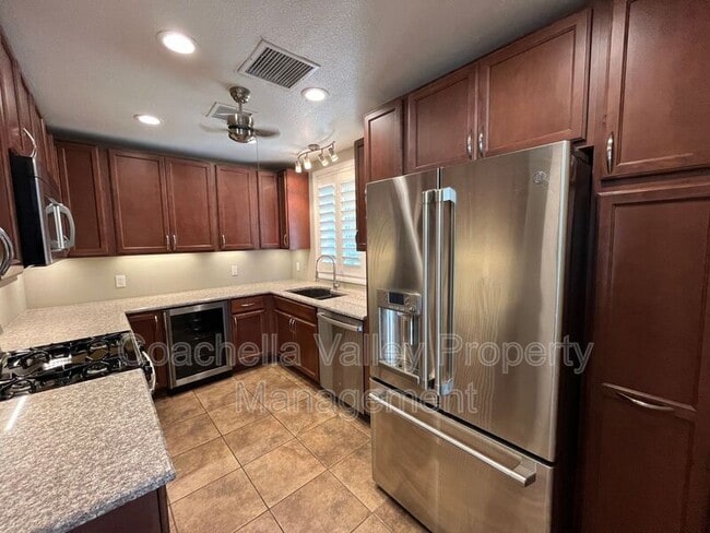 Building Photo - 4080 Cll San Antonio