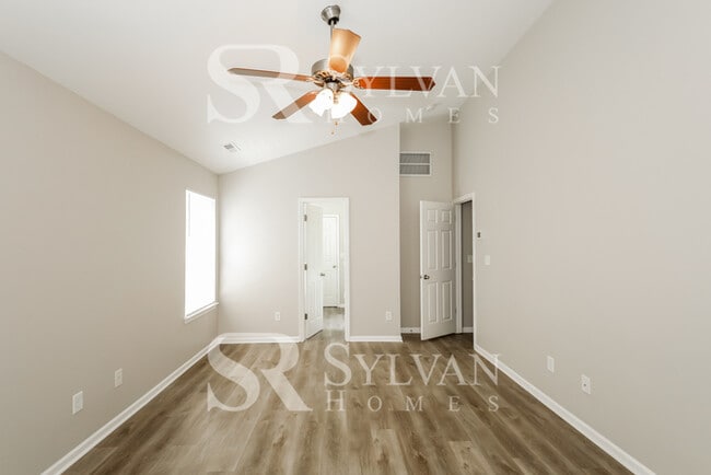 Building Photo - Living where You Love is Good for your Heart!