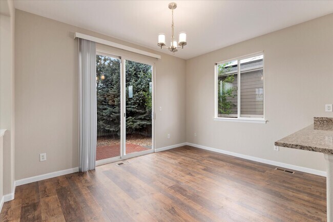 Building Photo - 10147 S Cherryhurst Ln