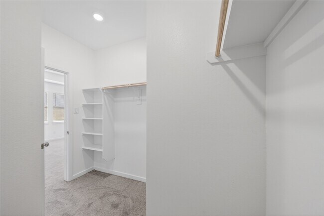 Building Photo - 9723 Pettus Crk Dr