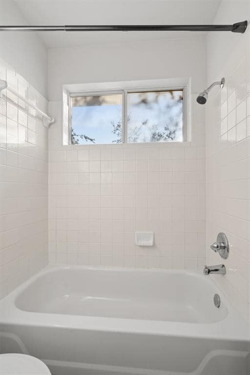 Building Photo - 803 Cashew Ln