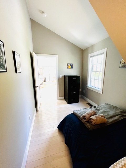 Front bedroom - 165 Stockbridge Rd