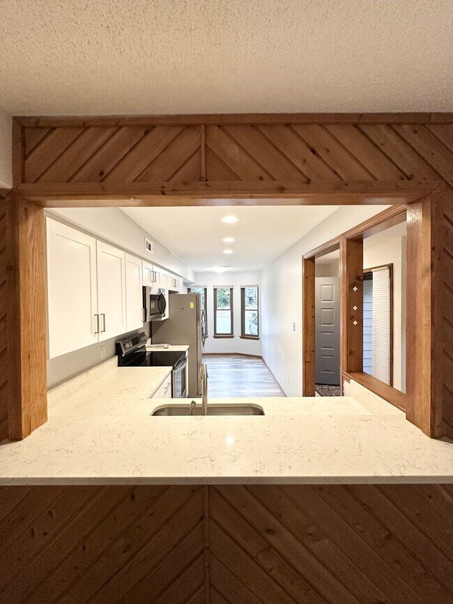 Building Photo - Great condo in Pelican Dunes!