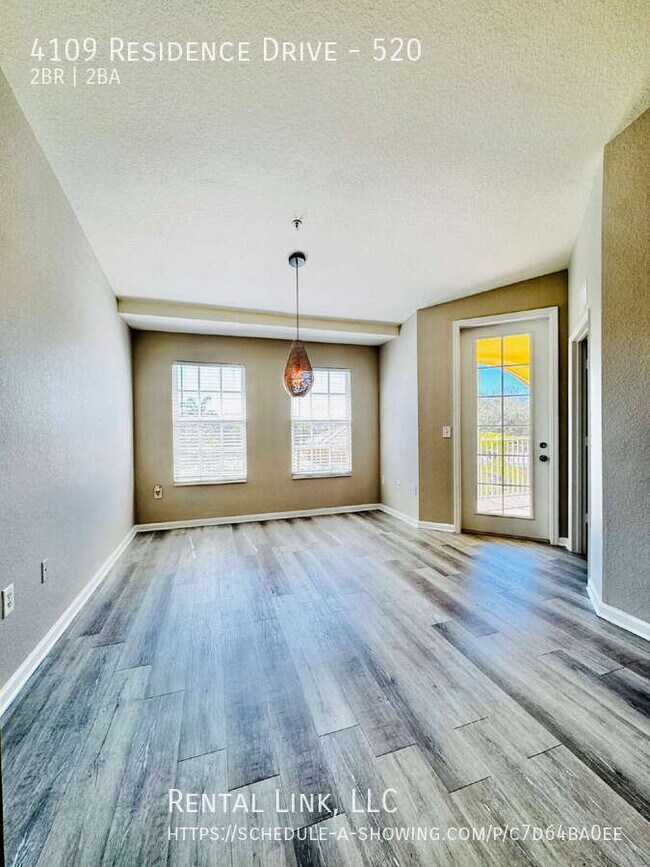 Building Photo - 4109 Residence Drive