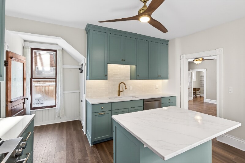 Building Photo - 2633 Colfax Ave South