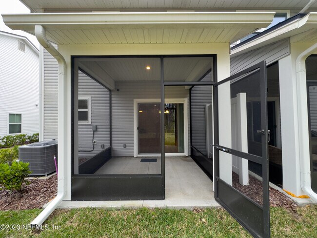 Building Photo - 12017 Calvesta St