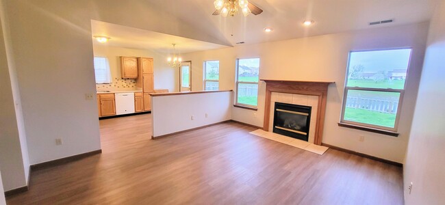 Building Photo - 4730 Anglers Ln