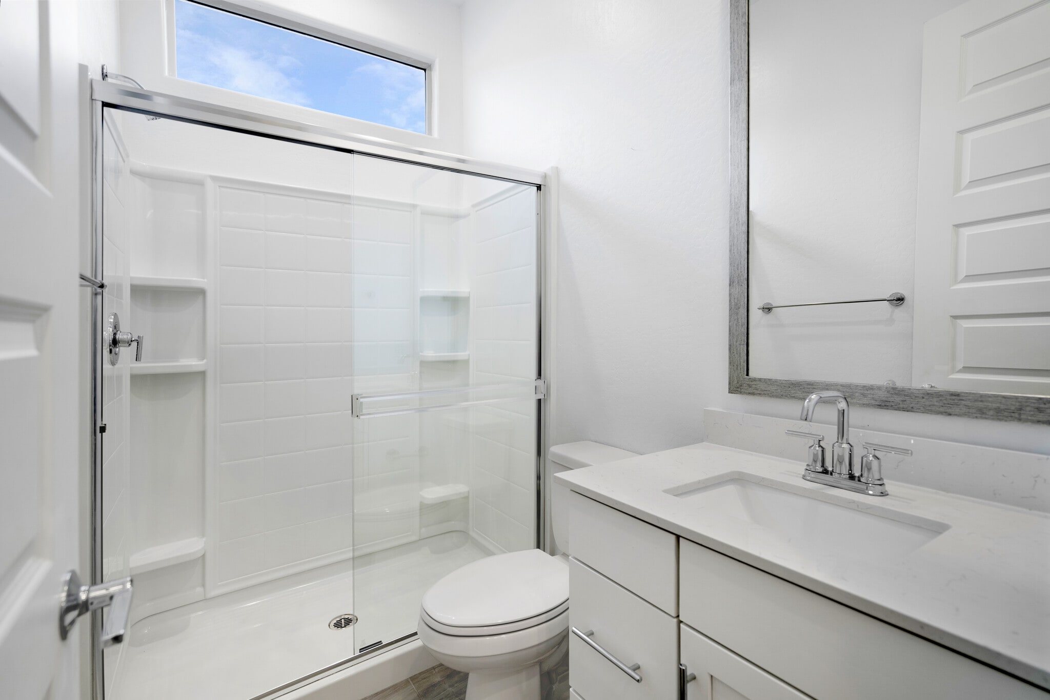 Building Photo - 9738 E Tiburon Ave
