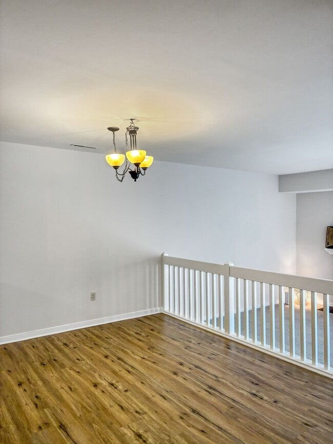 Building Photo - Holiday Special! – No Application Fee This Season! - 3 Bedroom Home with Pool Access - $150 Disco...