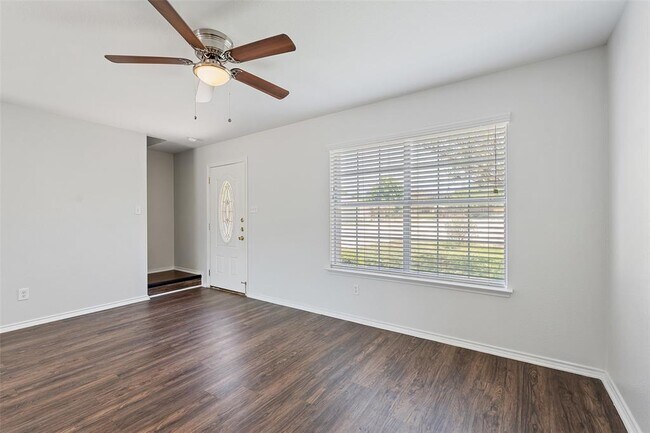 Building Photo - 1616 Windy Park Ct