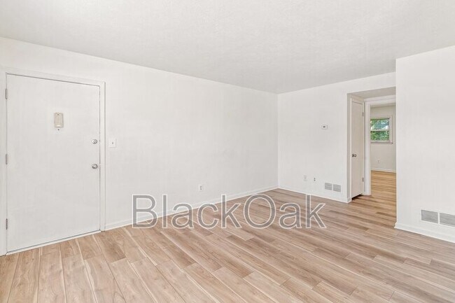 Building Photo - 4205 Foreman Ln