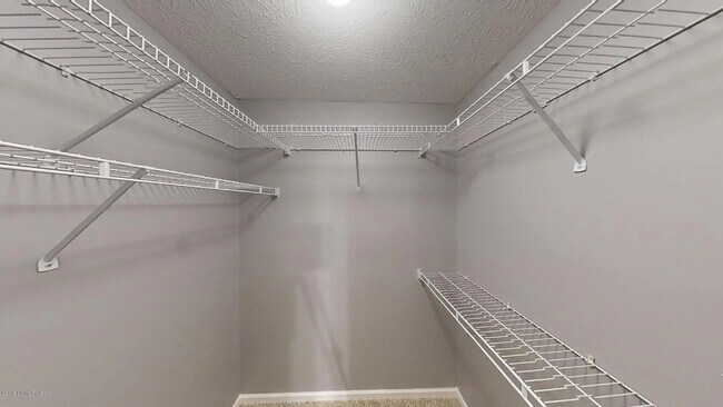 Building Photo - 10405 Trotters Pointe Dr