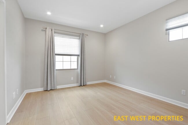 Building Photo - 136 Falcon Rdg