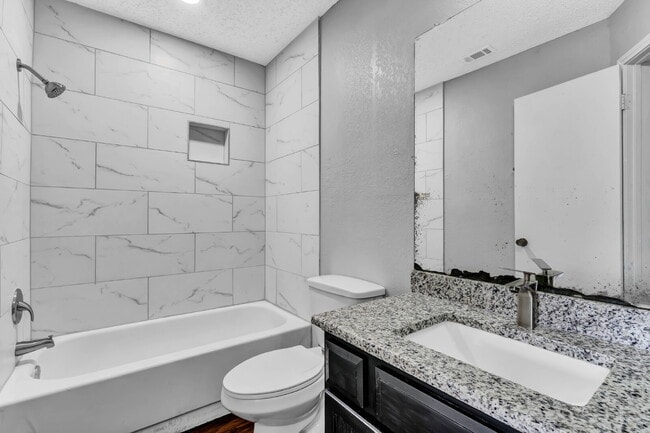 Building Photo - $1,000 Off first month.