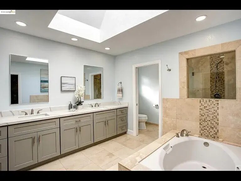 Building Photo - 2334 Reef Ct