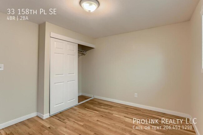Building Photo - 33 158th Pl SE