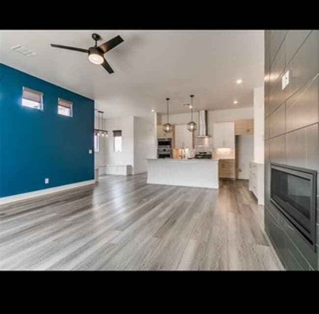 Building Photo - Gated Community - Beautiful, Spacious Home...