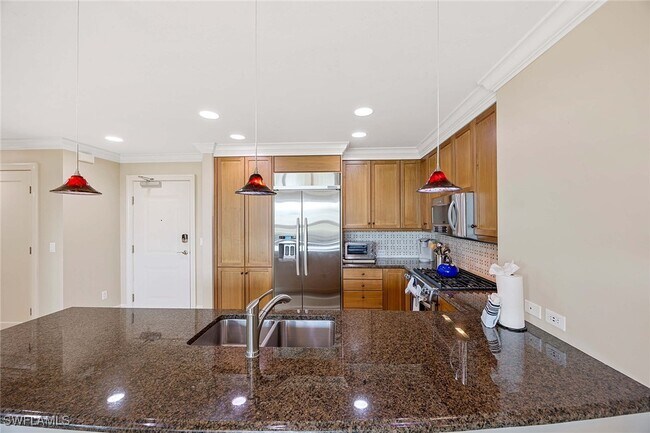 Building Photo - 9115 Strada Pl
