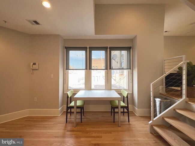 Building Photo - 1616 15th St NW