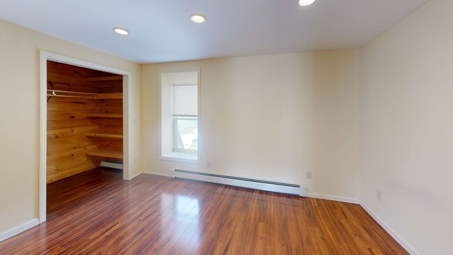 Building Photo - 1364 Creamery Rd