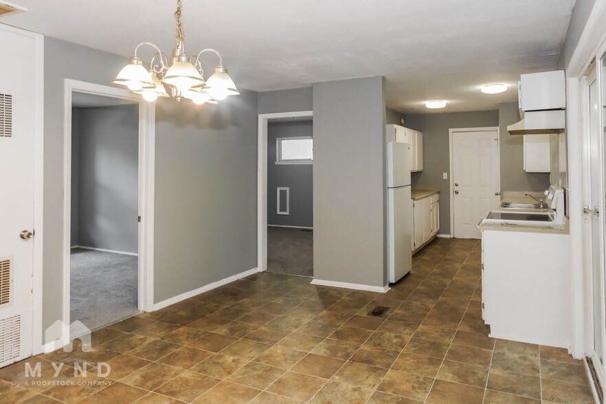Building Photo - 3513 Rosedale Dr NW