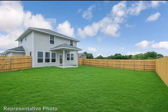 Building Photo - 307 Insider Loop