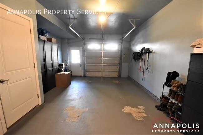 Building Photo - 7737 Duncannon Ln
