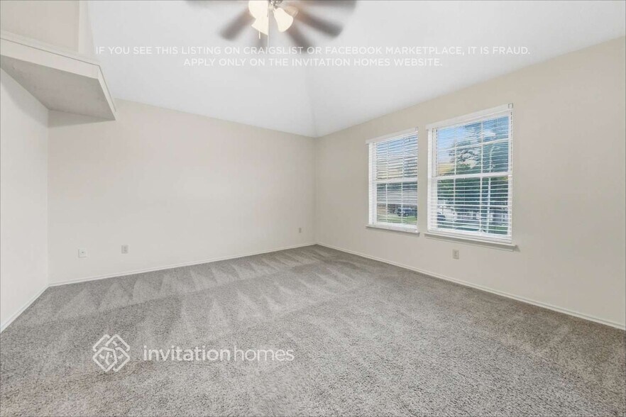 Building Photo - 10514 Wayward Wind Ln