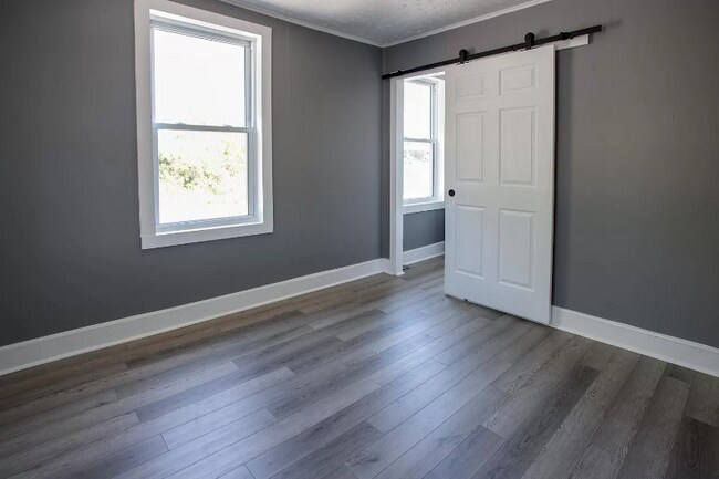 Building Photo - 3581 Robert C Byrd Dr