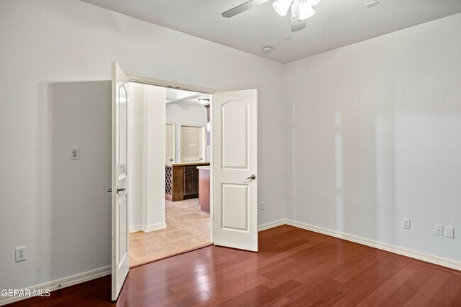 Building Photo - 14116 Rainbow Point Dr