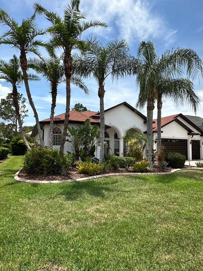 Building Photo - 10724 Cory Lake Dr
